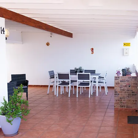 A 15 Metros Del Mar - Casa Ana Y El Mar - En Lanzarote Дом отдыха Тегисе